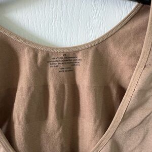 Seamless Tan Women's Intimate Top